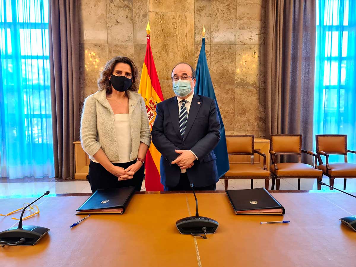 El MITECO y el Ministerio de Cultura firman un acuerdo para actuar conjuntamente en la conservación y el enriquecimiento del patrimonio histórico español a través del 2% cultural